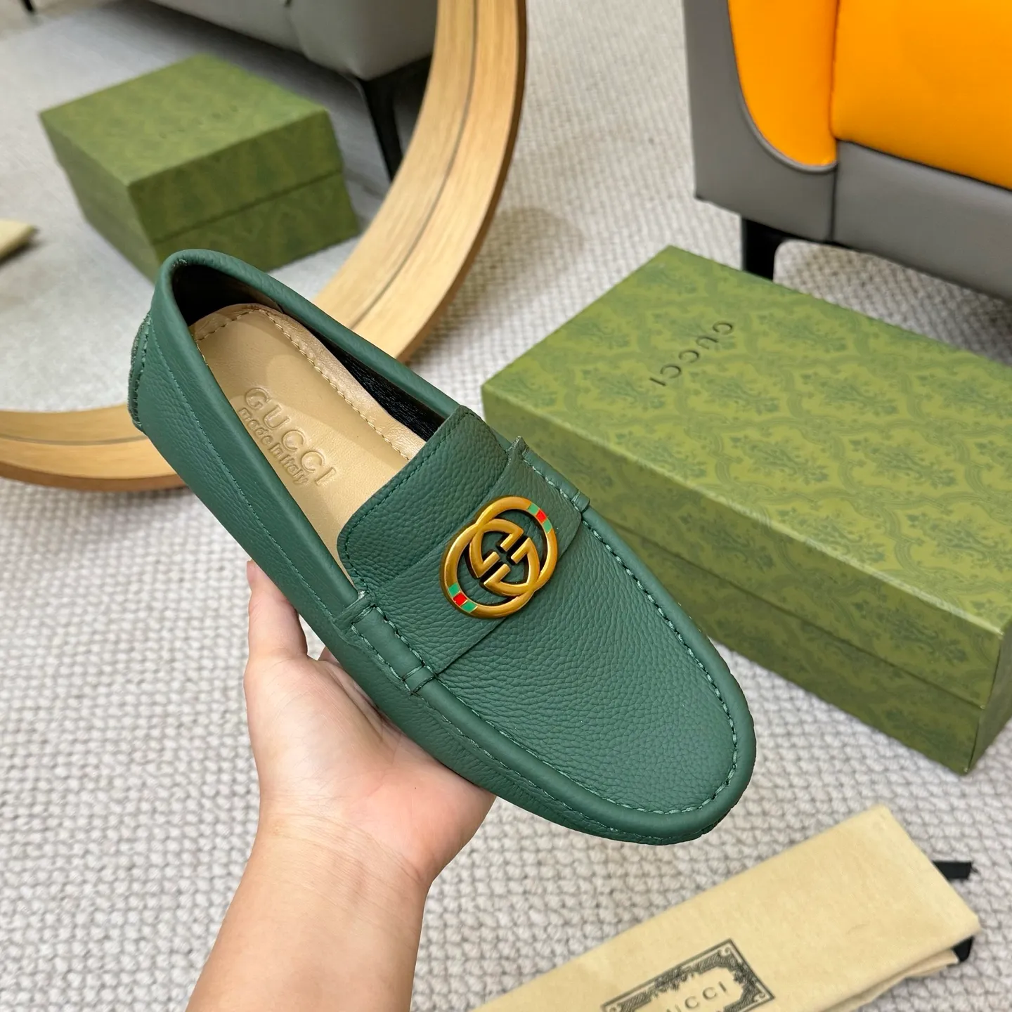Men's shoes 💰420 (Yangli) Gucci* - the top version of Gucci classic beanie shoes! It is made of imported original cowhide and has a comfortable first layer of sheepskin lining! Original wear-resistant rubber outsole! High quality products! Size 38-46, with shoe dial, cloth bag, card